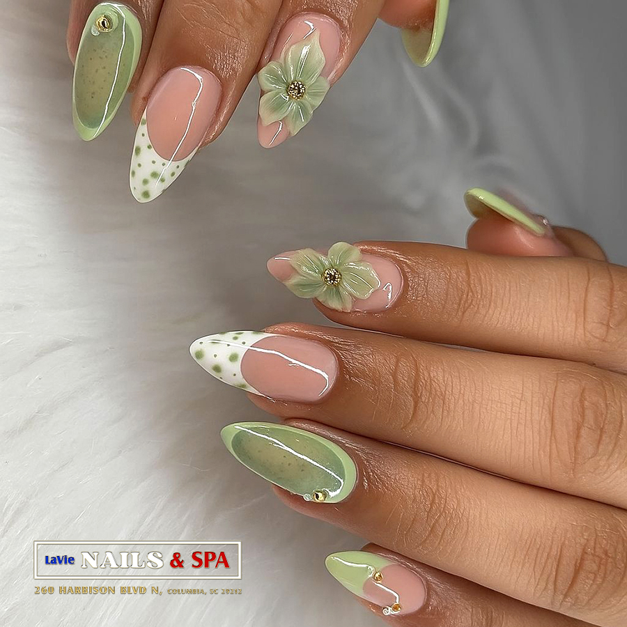 LaVie Nails and Spa nail photo 1