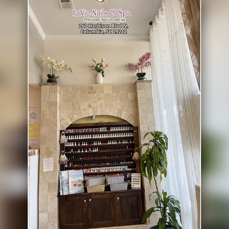 LaVie Nails and Spa nail photo 6
